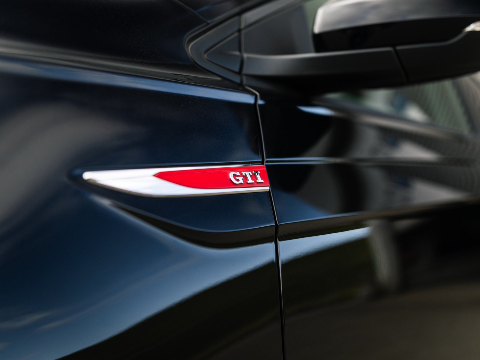 41363790-4.jpg