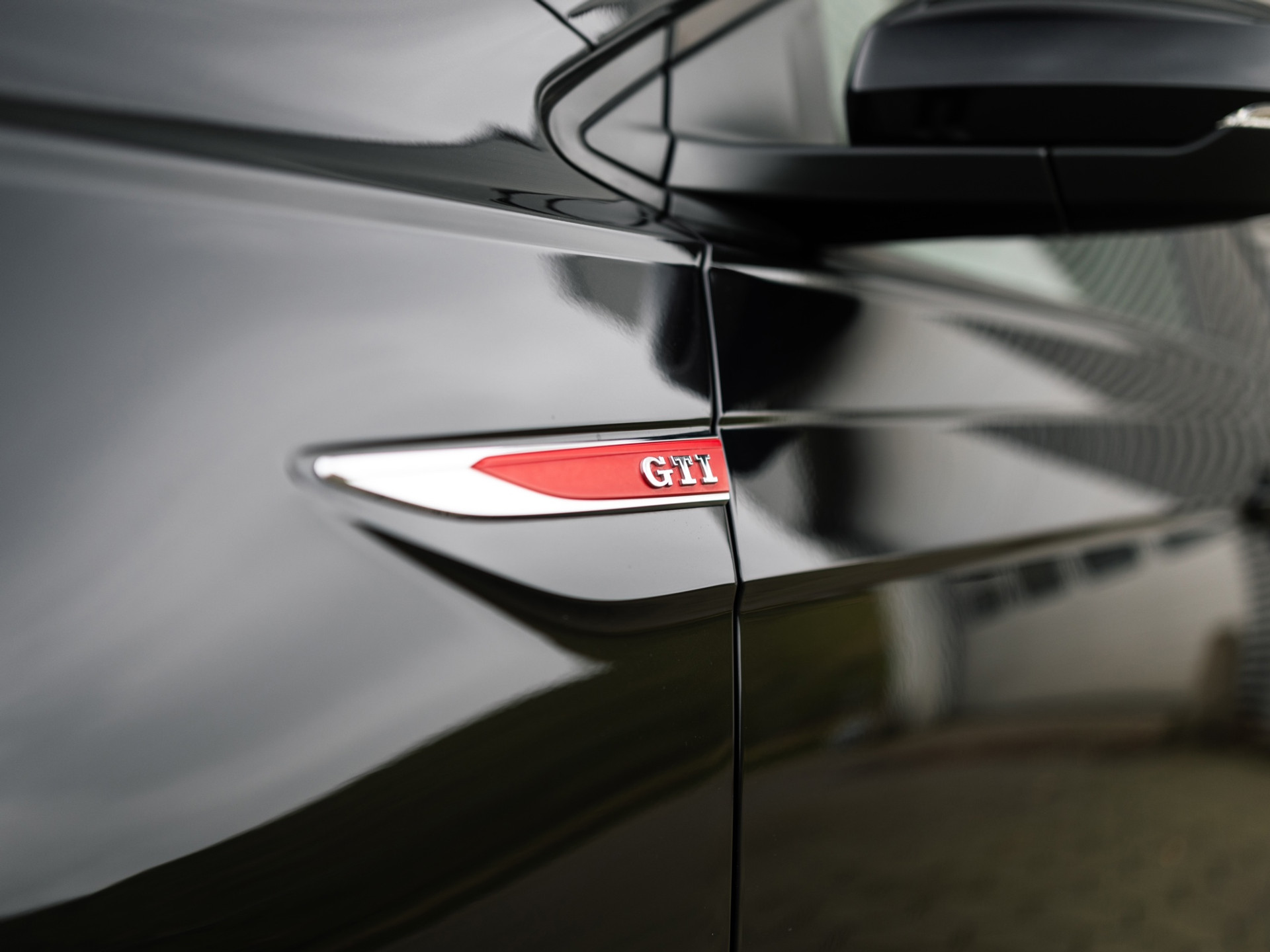 41495480-4.jpg