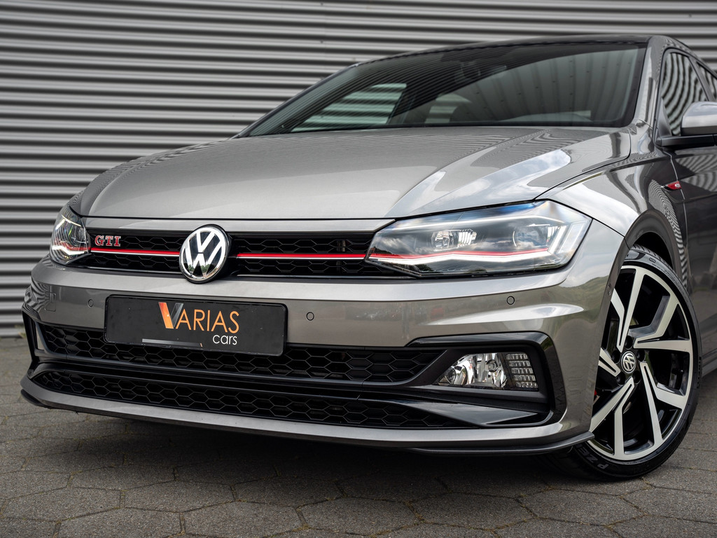 53971863-1.jpg