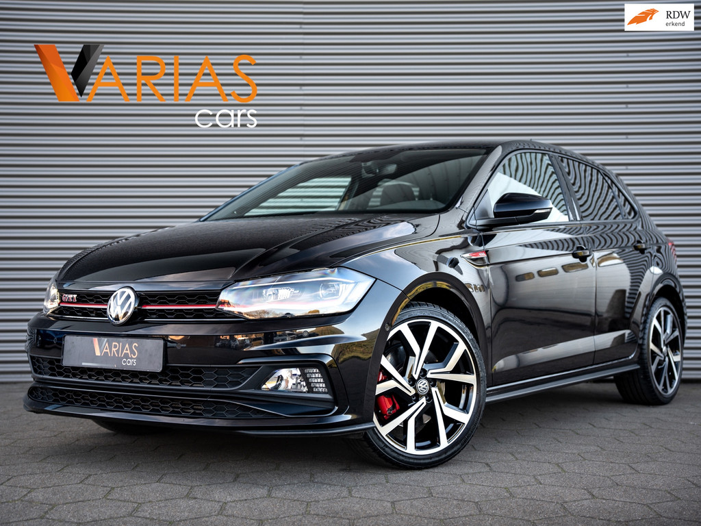 57118881-0.jpg